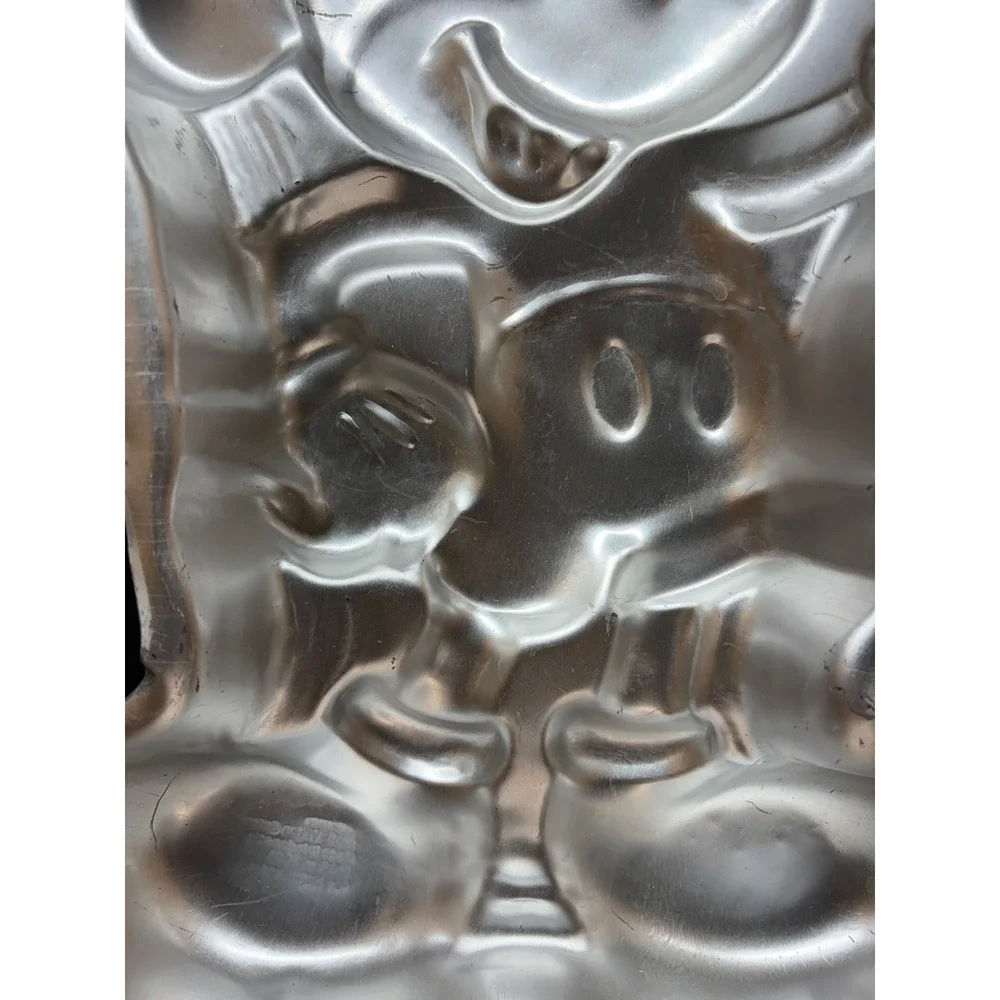 Wilton Mickey Mouse Full Body Cake Pan 1995 Vtg Disney Aluminum Mold 2105-3601